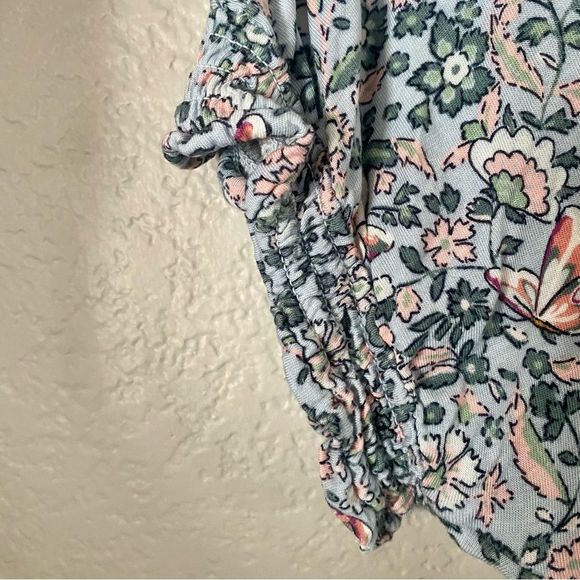 Loft XL floral blue, green peach and white short sleeves and Flowy used like new - Picture 4 of 7